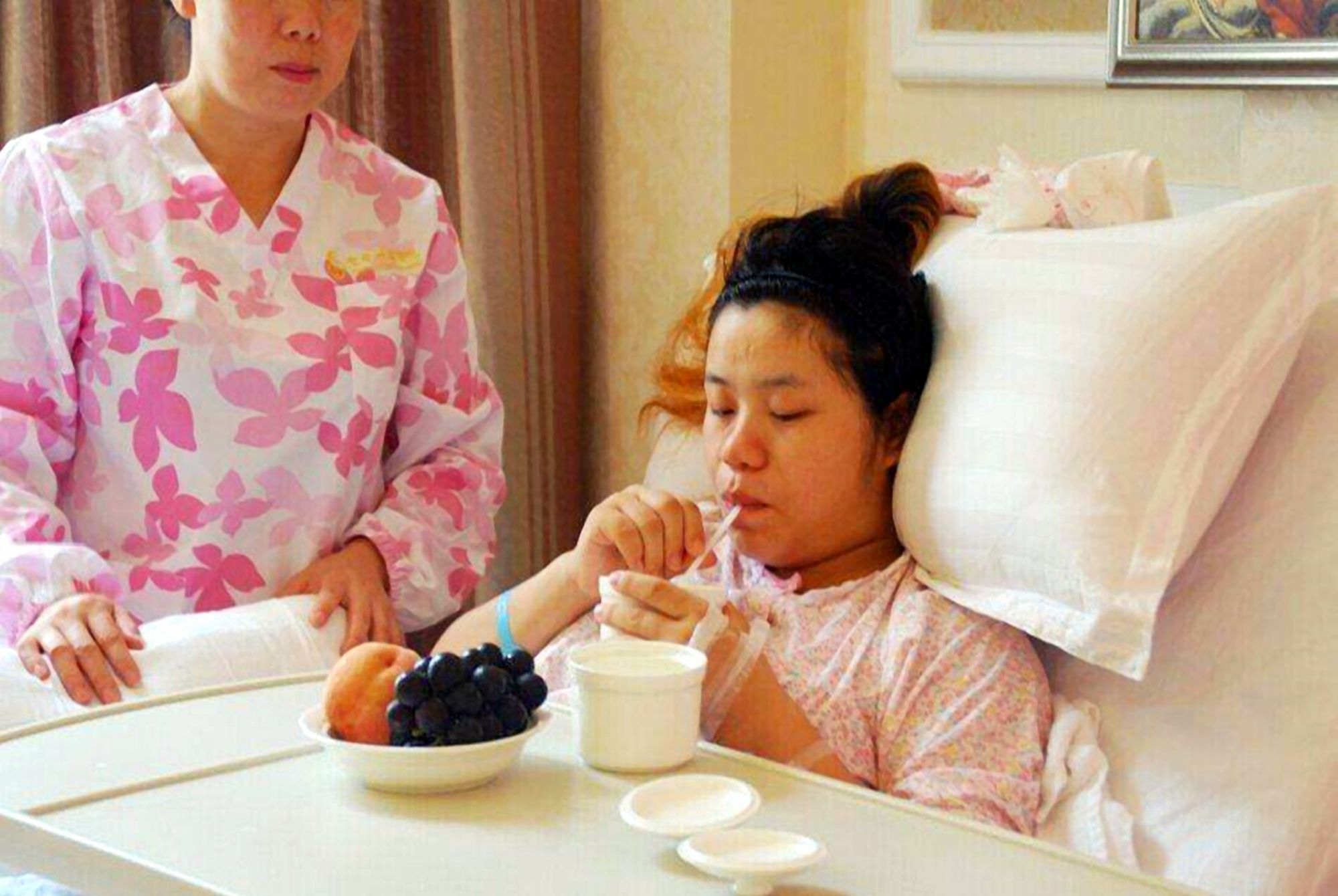 生完孩子坐月子胀奶怎么办,坐月子便秘怎么办什么方法最有效