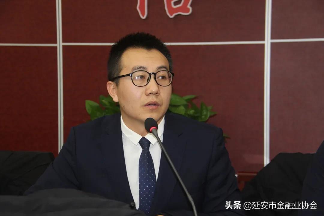 吴起农合行团支部开展市民e贷专项营销暨青年员工座谈会