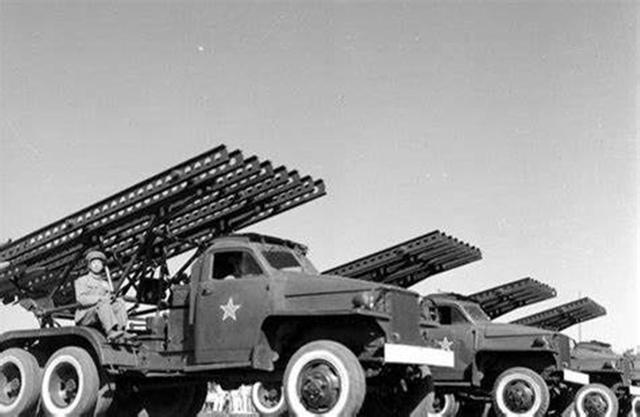 那些战斗民族高唱《喀秋莎》干架的名场面