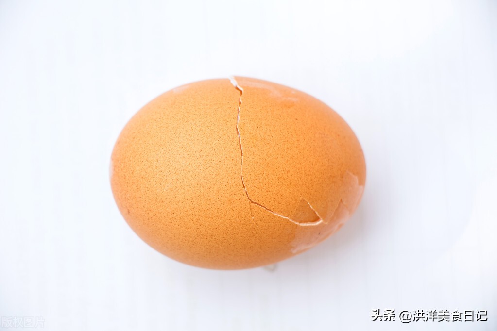 买鸡蛋的正确手法,鲜鸡蛋怎么存放才能新鲜