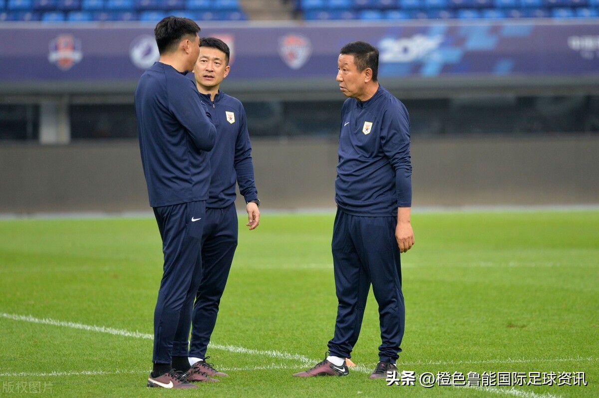 崔康熙什么时间执教泰山队,崔康熙泰山训练视频