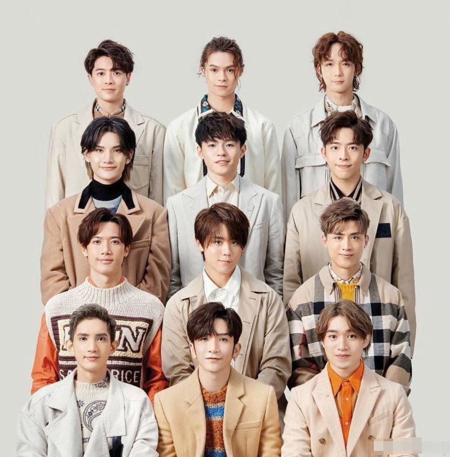 都红成顶流了，怎么一个赛一个丑？