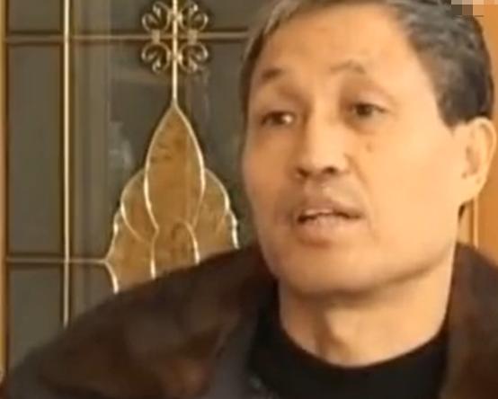 山东发现宝石村：漫山遍野不起眼的碎石头，实际是价值连城蓝宝石