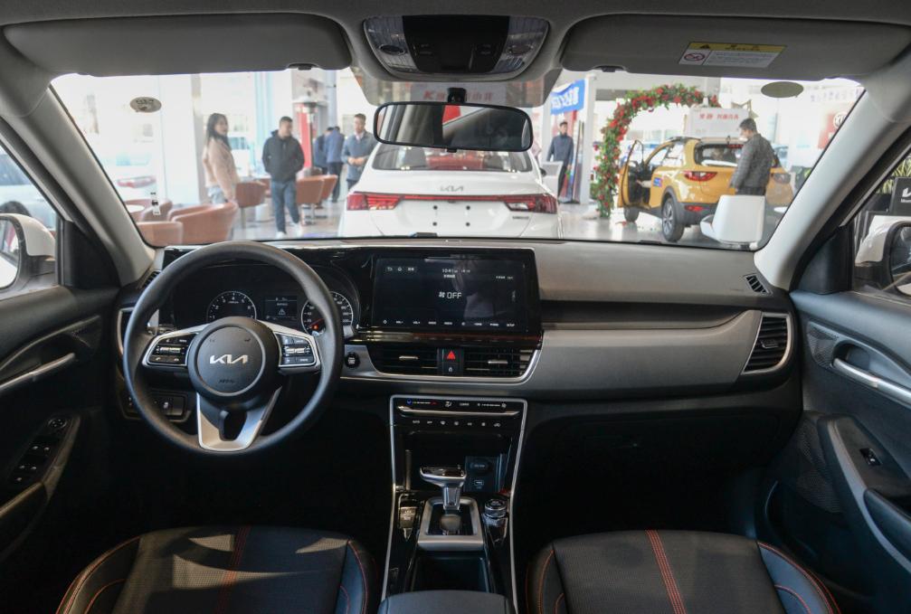 起亚kx3傲跑值得购买嘛,起亚17款傲跑kx3真实感受