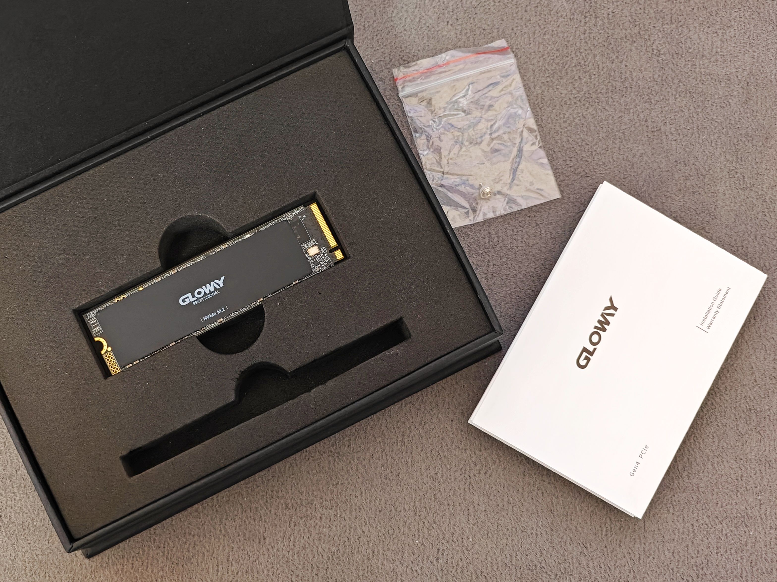 价格提前“鲨”疯，光威ProfessionaPCIe4.0SSD测试，真国货之光