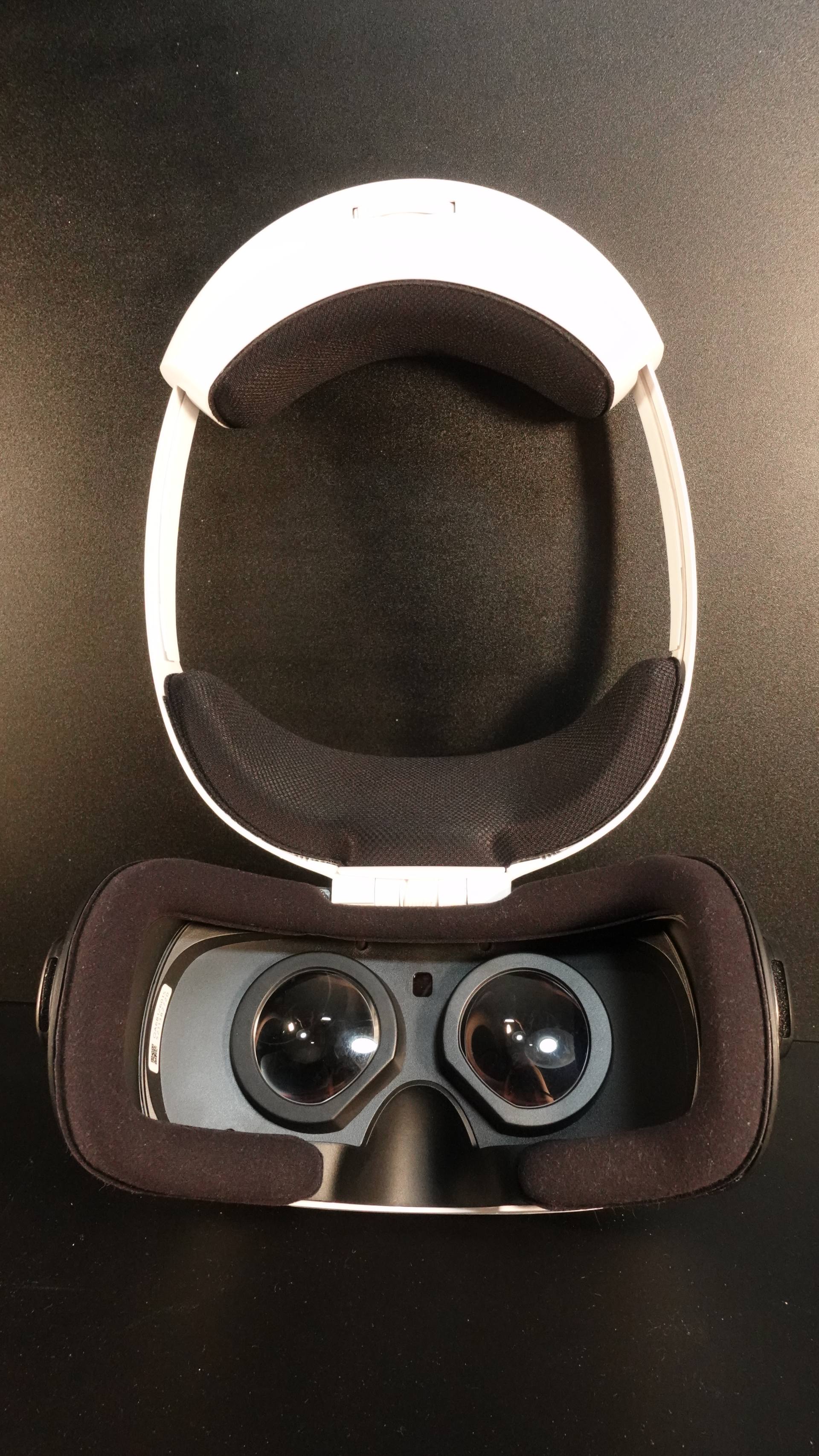 鍏嶈垂vr娓告垙璇曠帺,鐖卞鑹簐r鎵撳崱杩旂幇