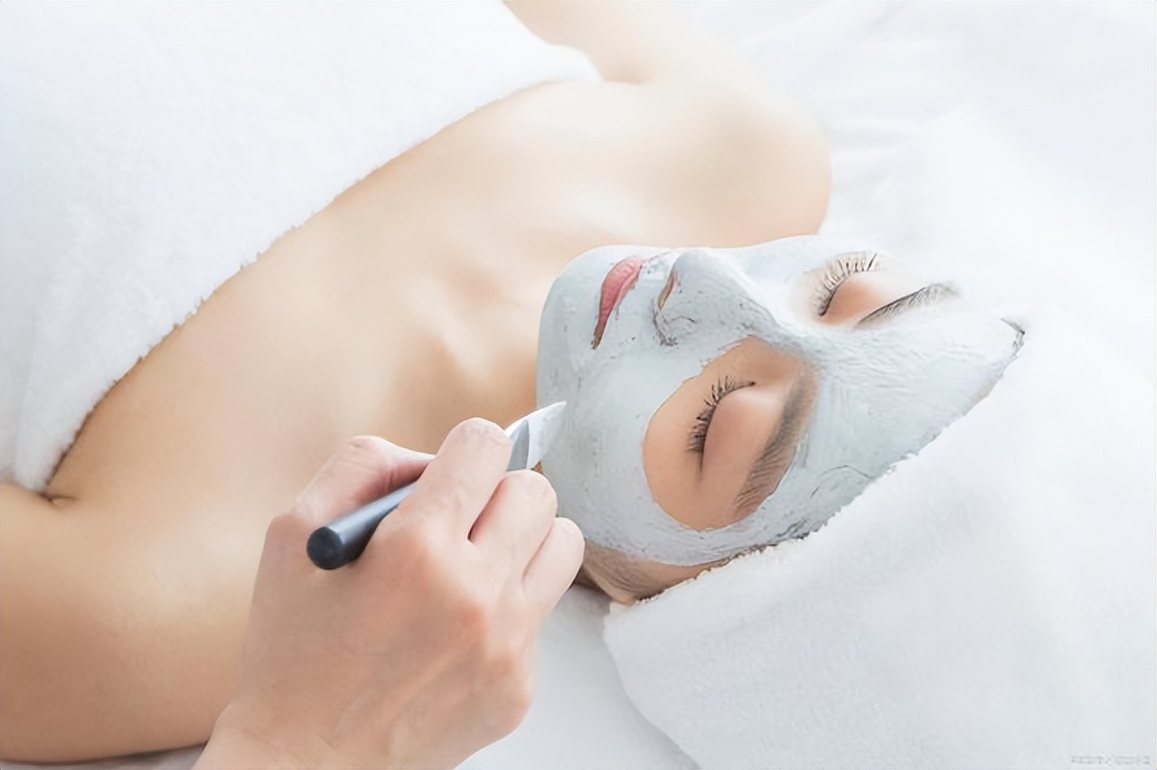 美容师资格证好考吗,高级美容师证书难考吗