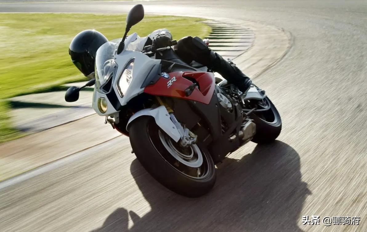 机车新手选跑车还是街车,机车街车还是跑车好