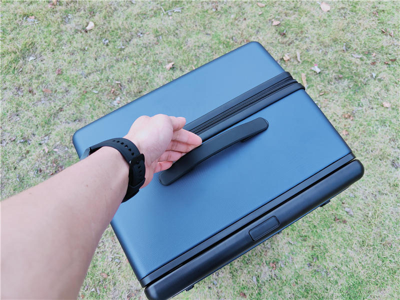 巨能装，地平线8号大旅行家拉杆箱体验分享，包容乃大