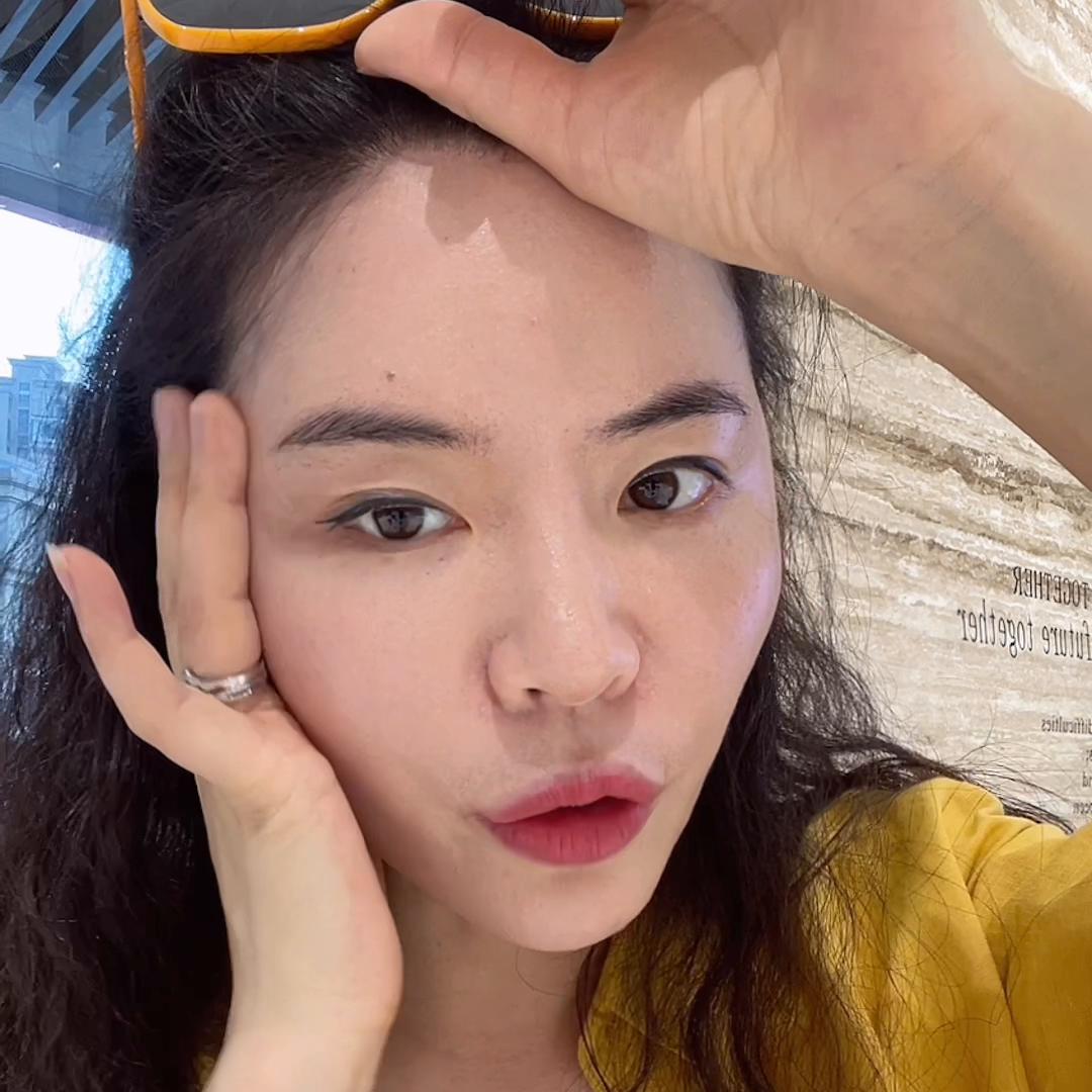 一款粉底液轻薄透气,好的粉底液真的能养肤吗为什么