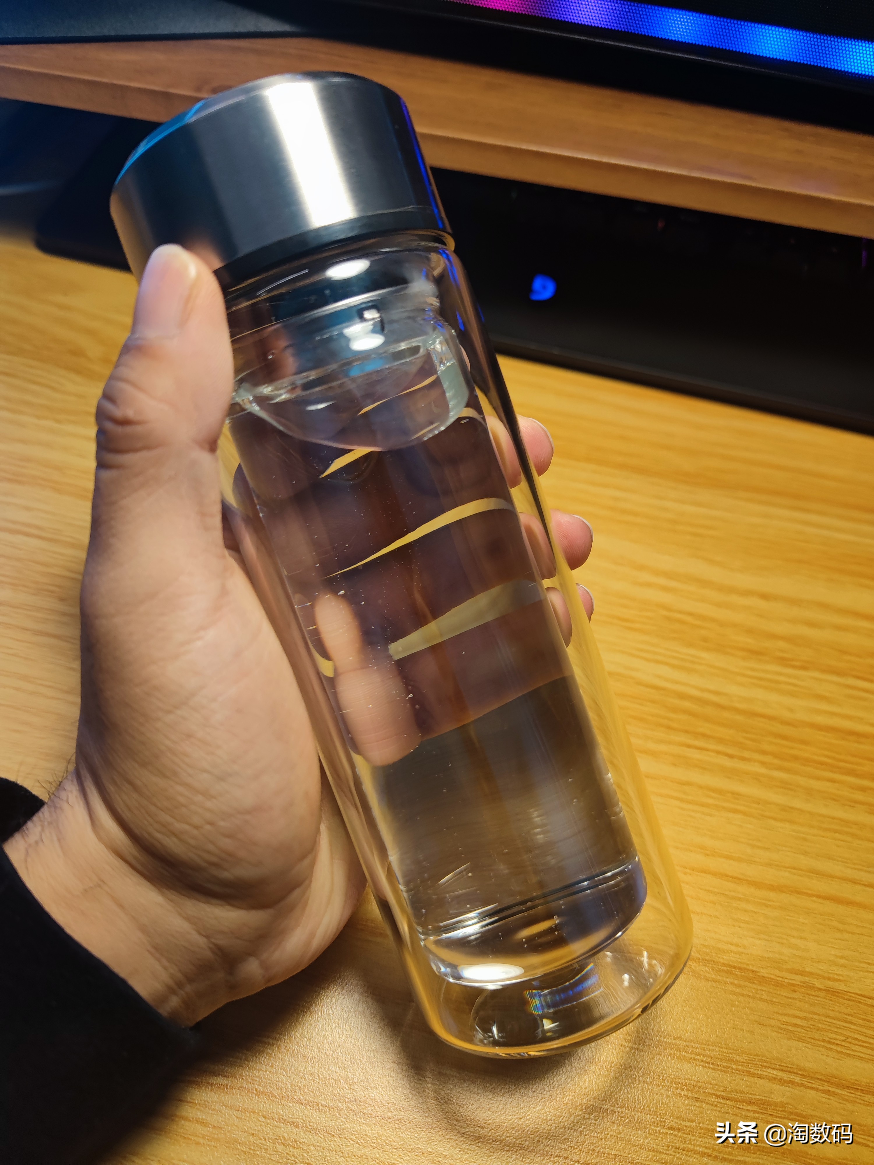 奥克斯电热水壶自动保温一体测评,奥克斯aux保温杯