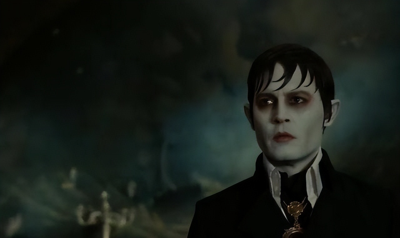 女巫和吸血鬼相爱相杀,女巫爱上吸血鬼吗