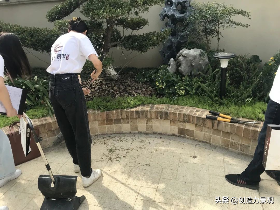 周末回访老客户的文案,回访老客户的主题