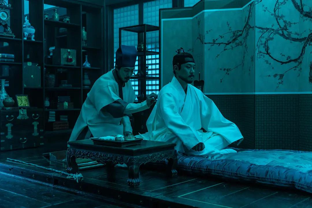 电影夜枭经典片段,一口气讲完一部电影夜枭