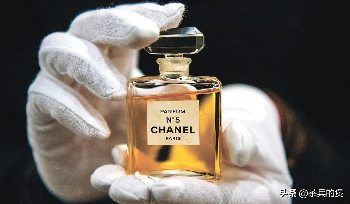 可可香奈儿的传奇一生书籍,可可香奈儿的传奇一生金句