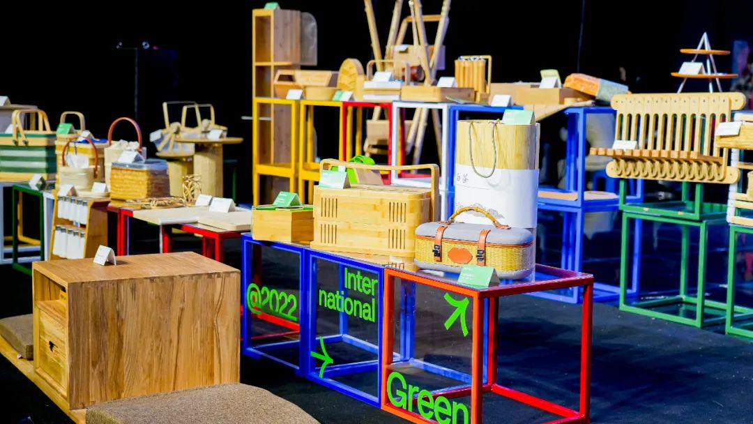 一根竹子打造一万亿产业 (一根小竹子做出大产业)