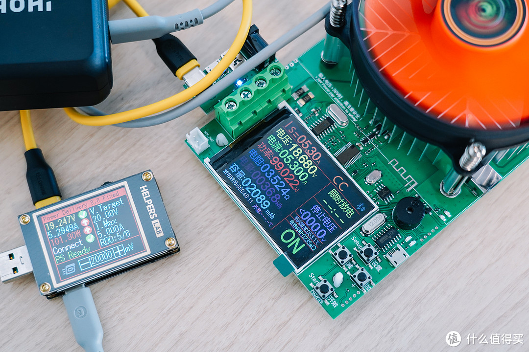 aohi100w双口氮化镓充电器测评,aohi充电器测评140w