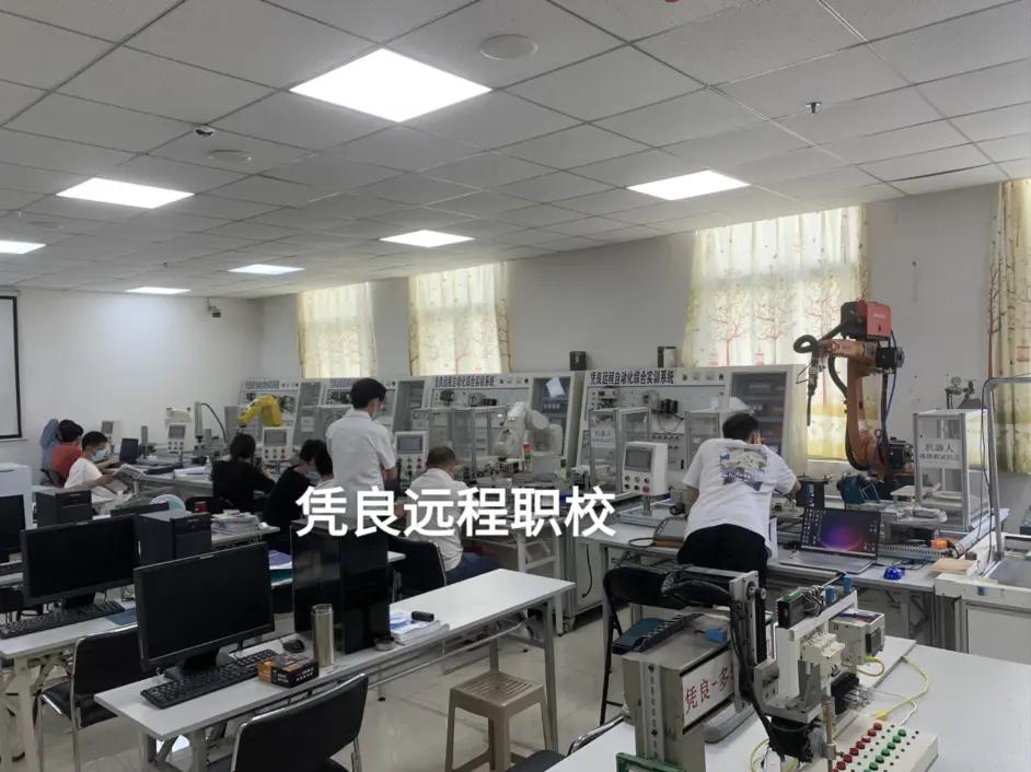 abb机器人机械手存储器数据不正常,如何使用abbrobotstudio写机械手程序