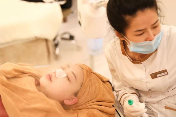 超微小气泡美容有用吗,美容院小气泡