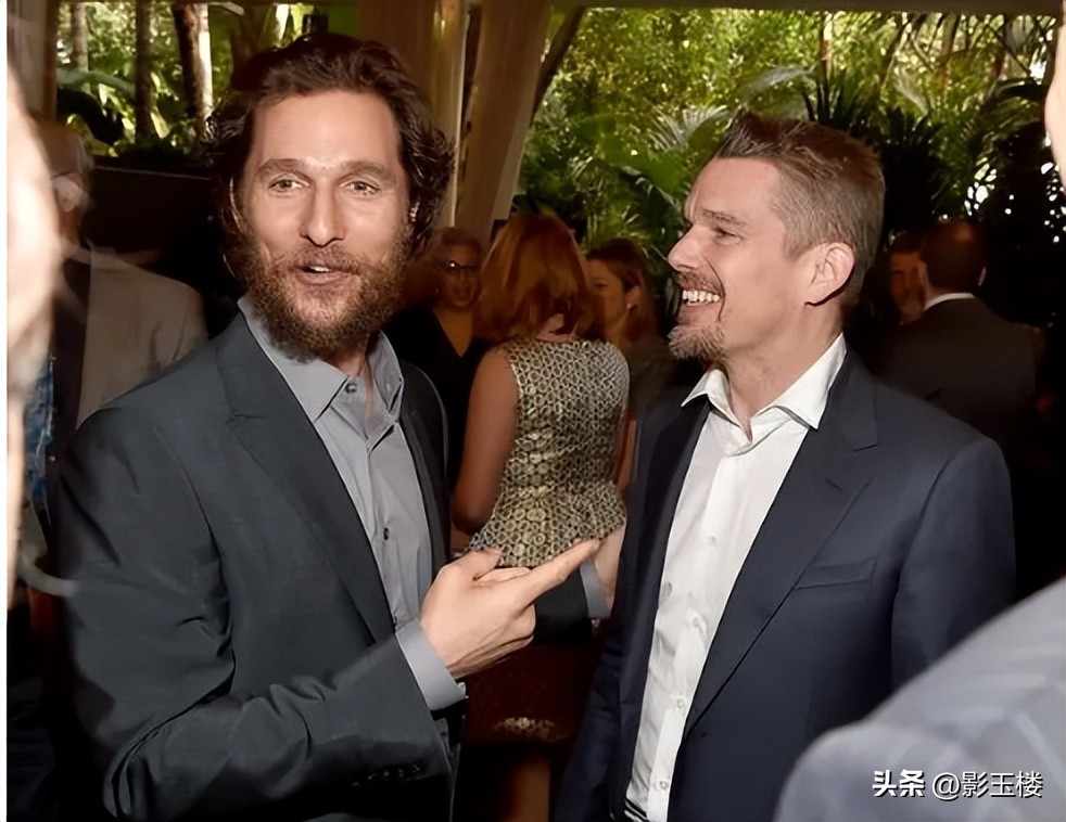 马修麦康纳演的角色,马修麦康纳年轻帅气