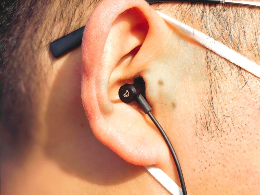 有线耳机怎么选挂式,和锐可余音同级别的耳机