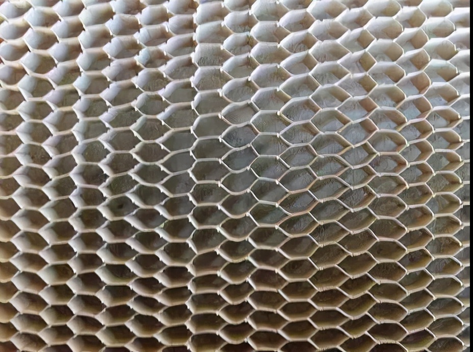 实木房间门缺点,实木门不结实