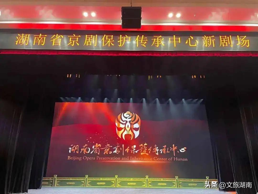 文艺展演第四站,丰富多彩的文艺演出现场