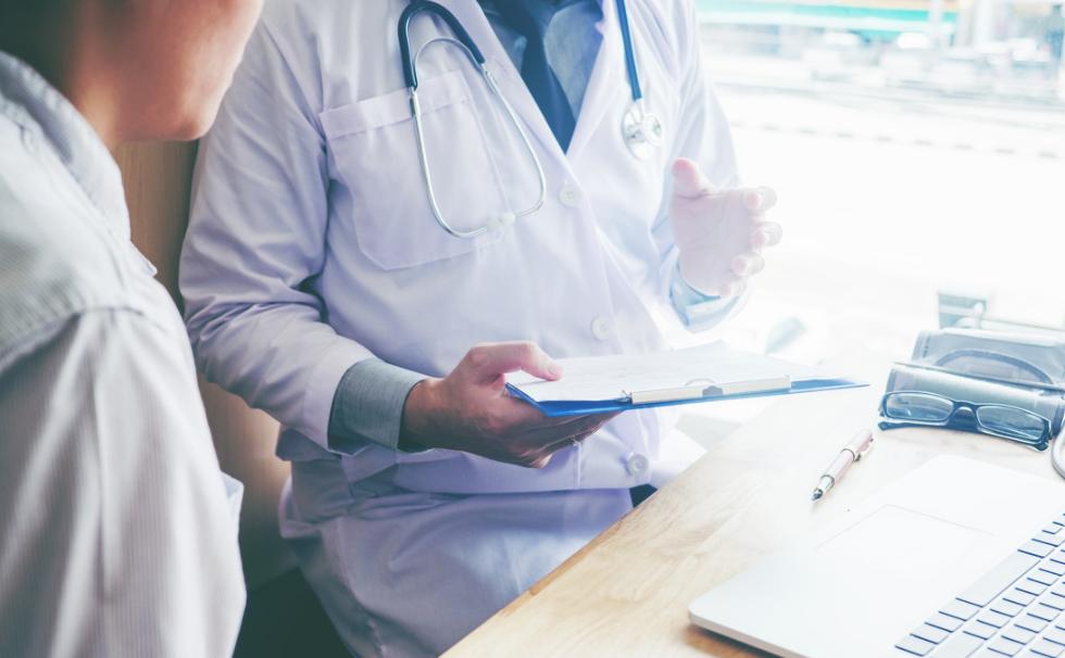 夫妻之间外阴疼痛是什么原因,夫妻间感觉尴尬是什么原因