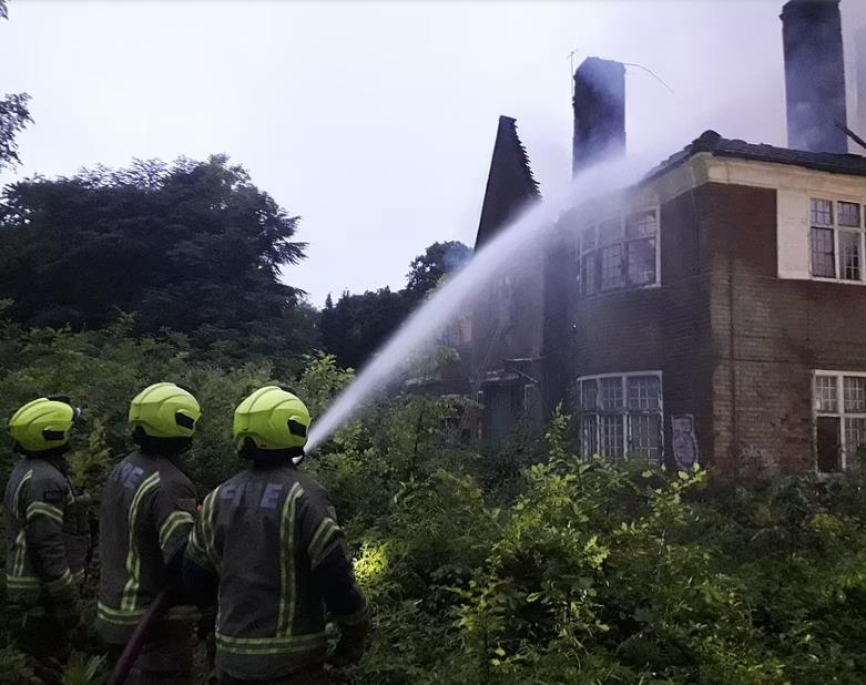 这里是伦敦,这里是伦敦英文版