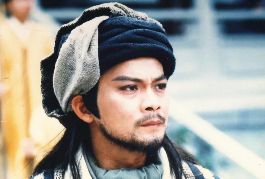 黄日华年轻时最新消息,黄日华年轻帅照