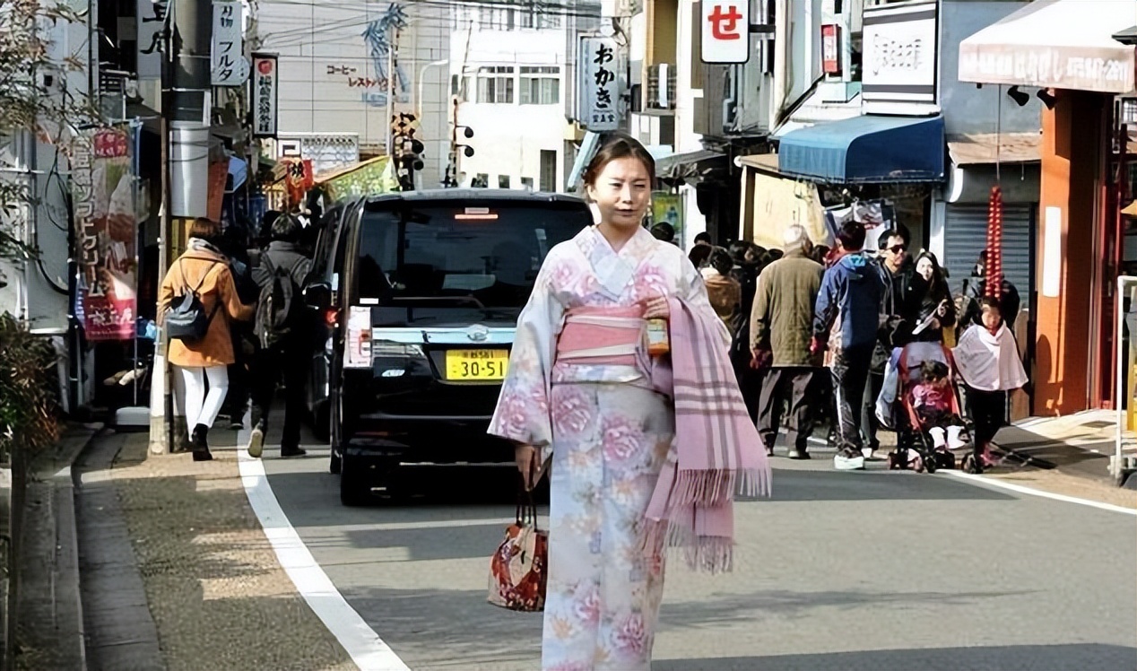 中国电商在美国打败实体店,中国电商被阿里打败了吗