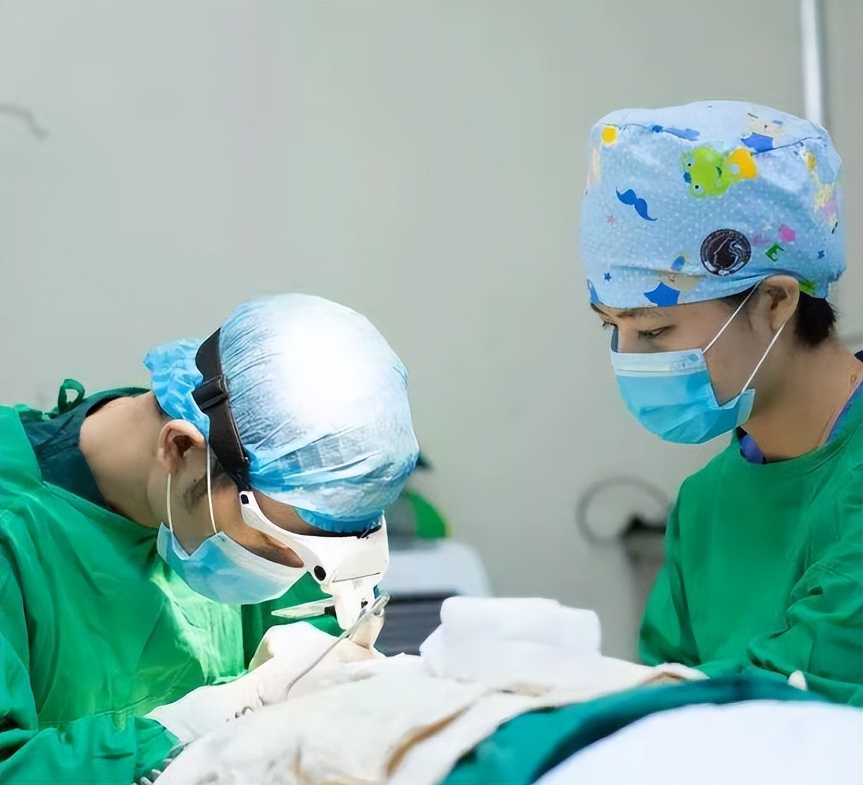 阴毛有何作用？要刮掉吗？从黑变白表示着什么？不要羞于了解