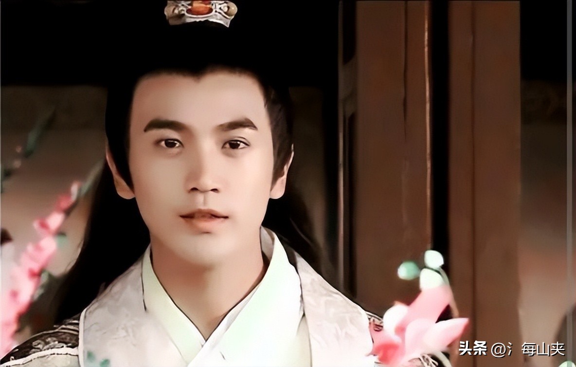 眼睛大像青蛙的男明星,哪个男明星眼睛最好看