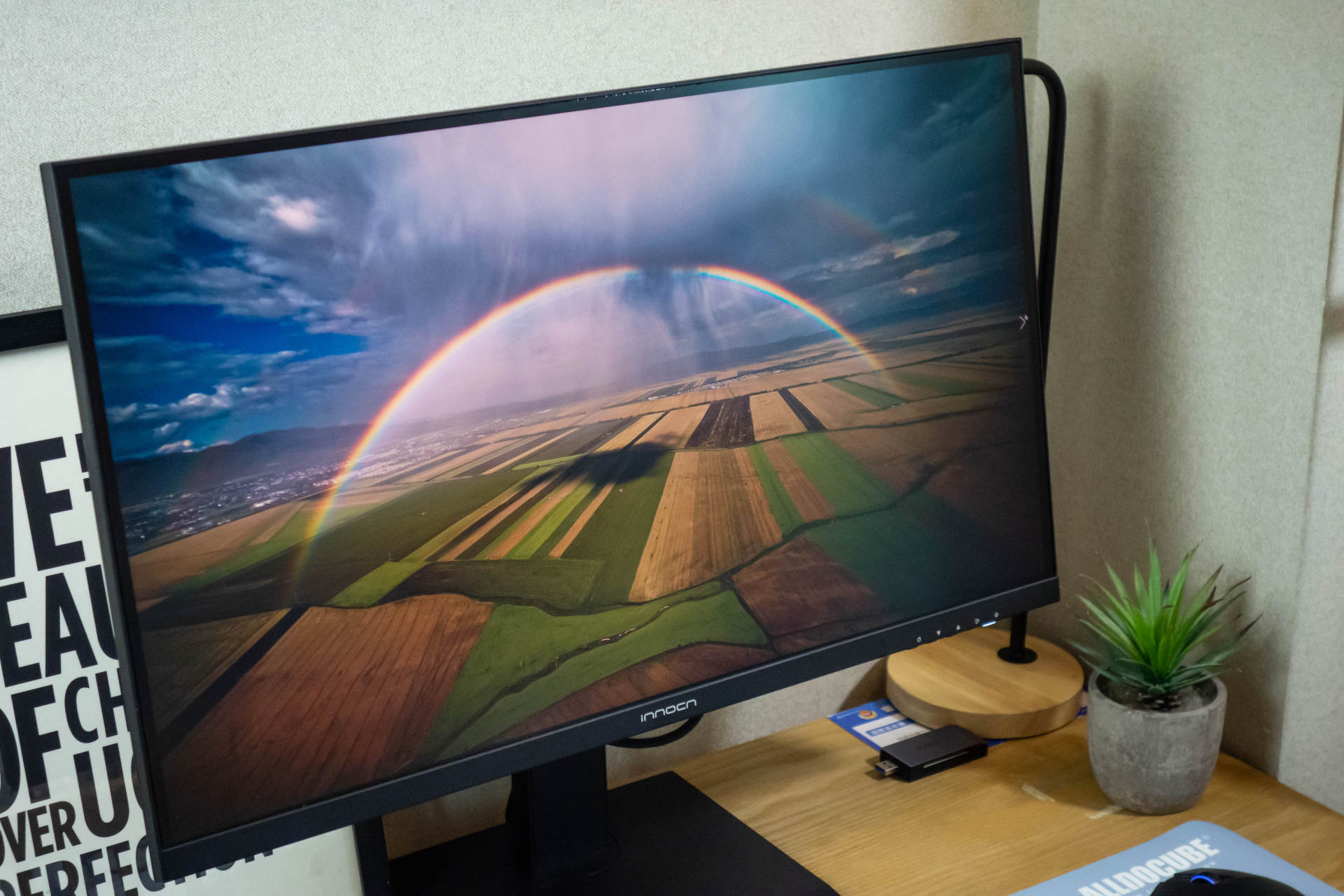 千元出头27寸2k显示器评测,44寸4k显示器十佳评测