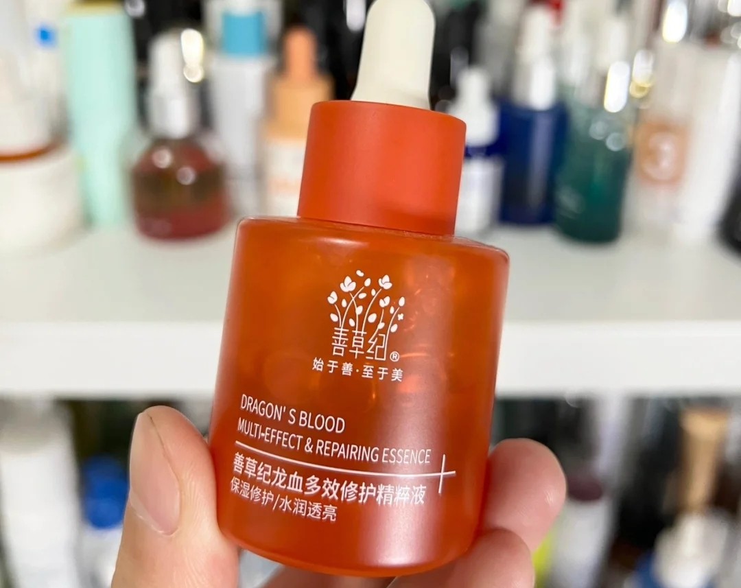 精华不一定要买大牌，懂护肤的人会买这4款“国货”，平价好用