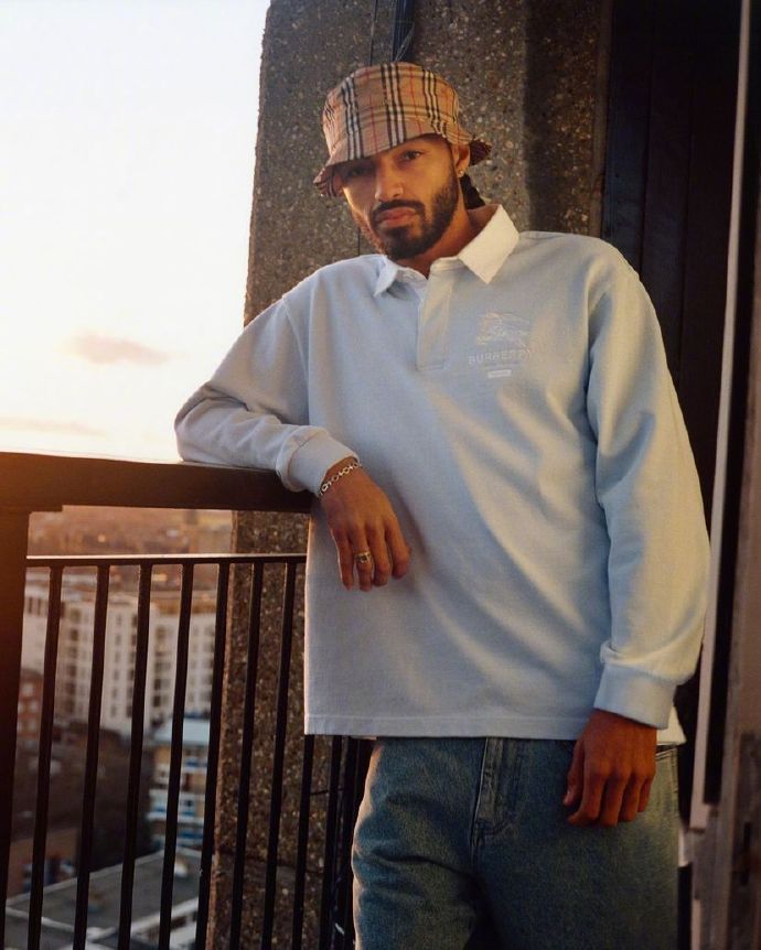 supremexburberry短袖,supremeburberry联名款