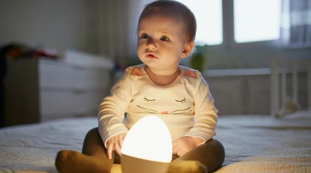 小孩半夜不睡觉影响发育吗,小孩子9点不睡觉会有什么危害