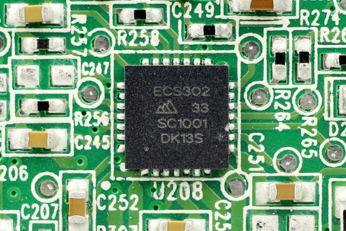 昱能光伏逆变器,昱能逆变器拆解