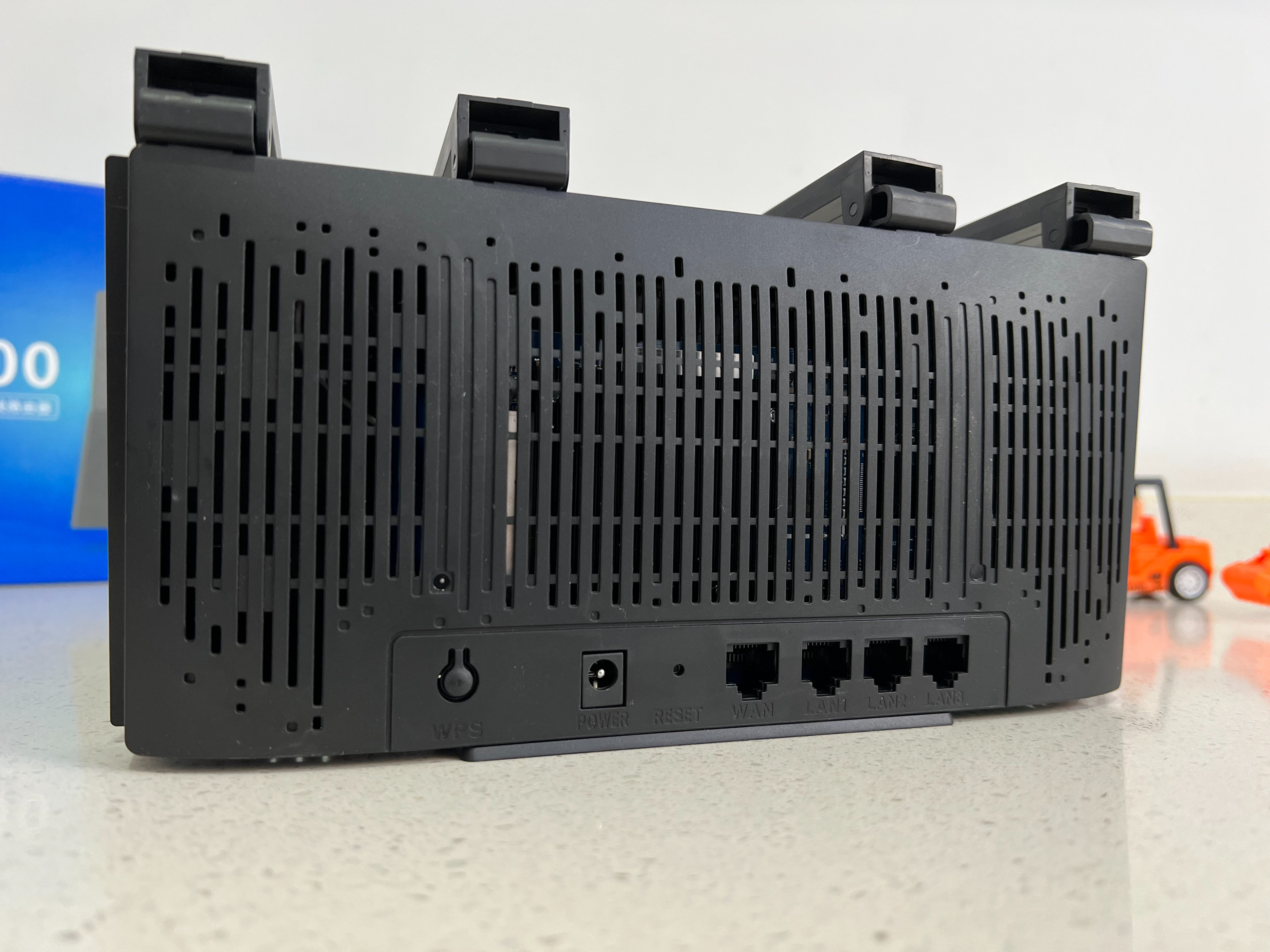 飞邑ax3000路由器评测,wifi6路由器ax3000与ax6000有什么区别