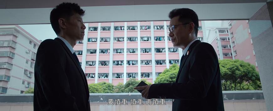 赵丽颖雷佳音白玉兰霸气片段,赵丽颖插兜名场面