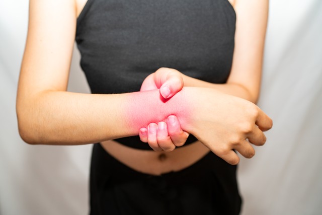 开空调坐月子需要注意些什么,夏天坐月子最难熬的4件事