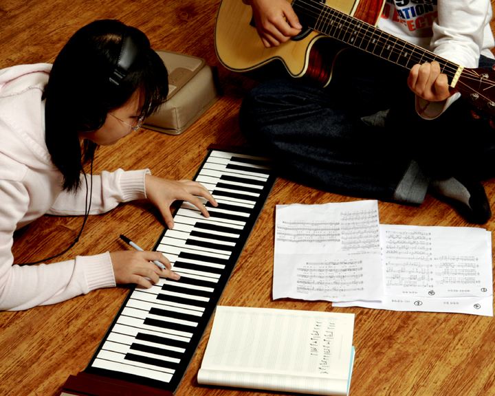 手卷琴语音芯片WT2003HX-16S，MP3音频解码芯片IC，低功耗mp3芯片