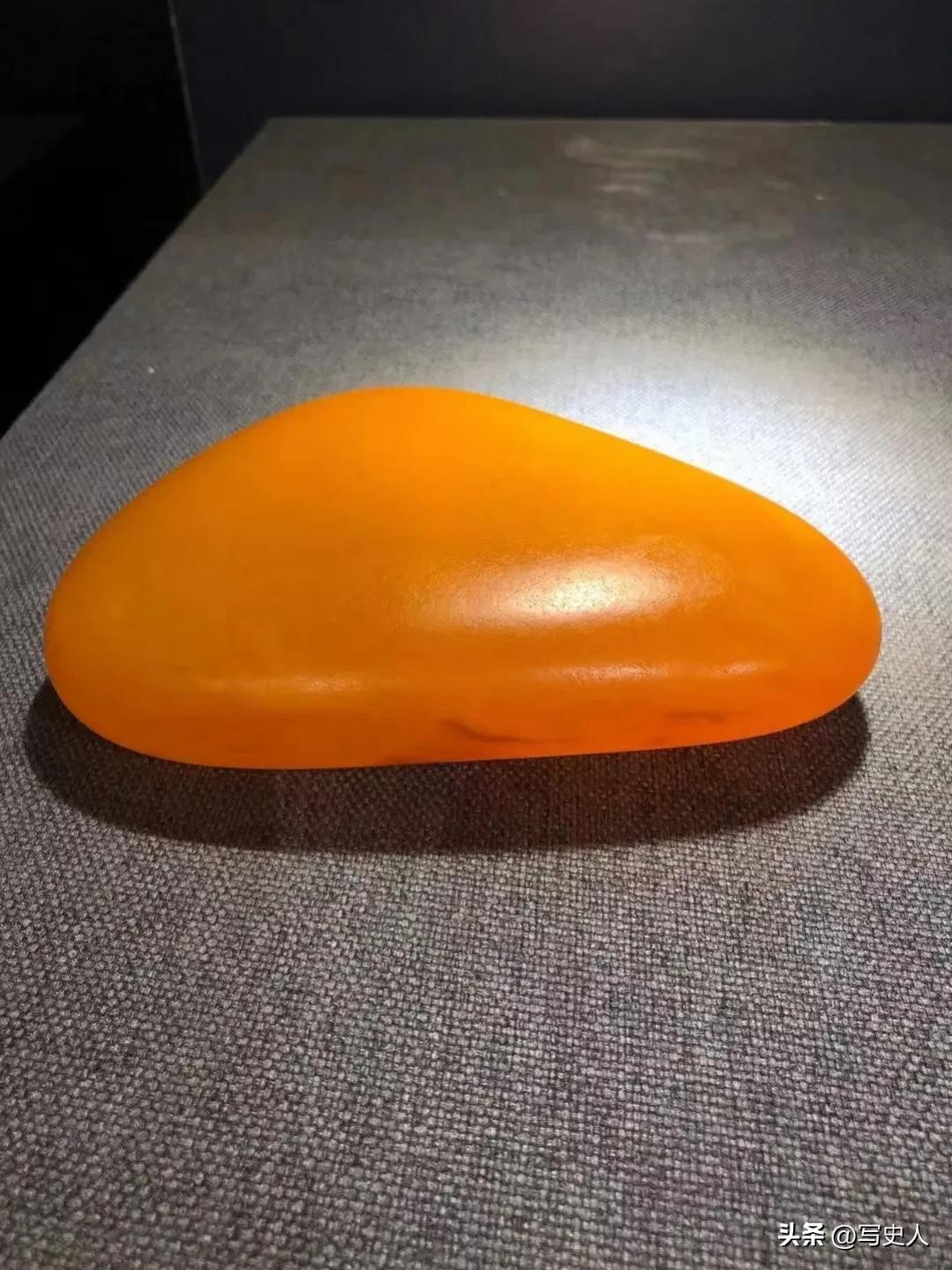 黄龙玉天然水草花纹造型,龙陵黄龙玉水草花原石图片