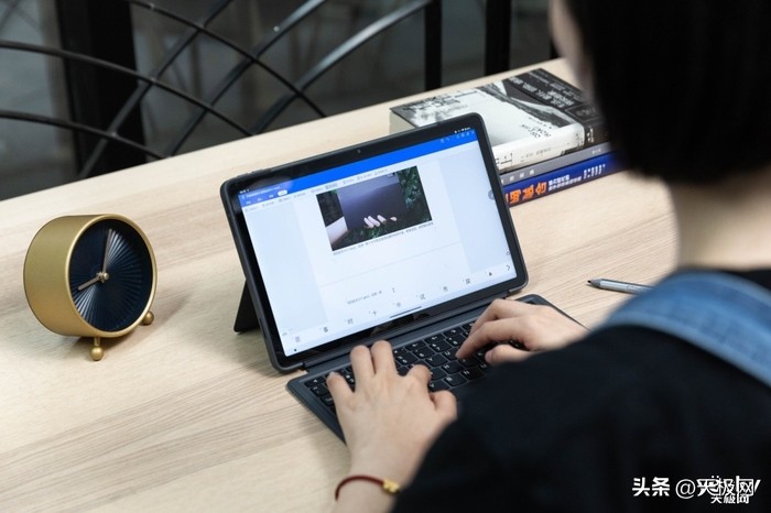 联想启天k11平板报价,联想启天K11Gen2商用平板