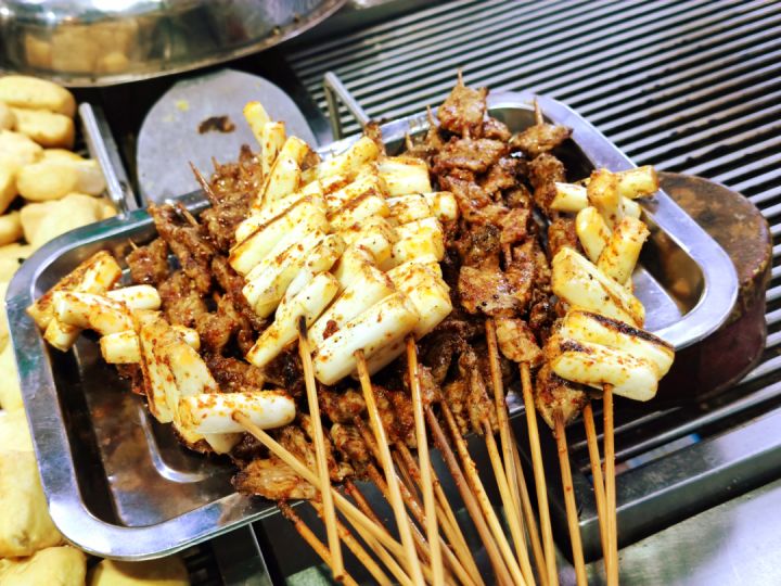 这座好吃好玩好住的云南小城，我劝你一定早点去