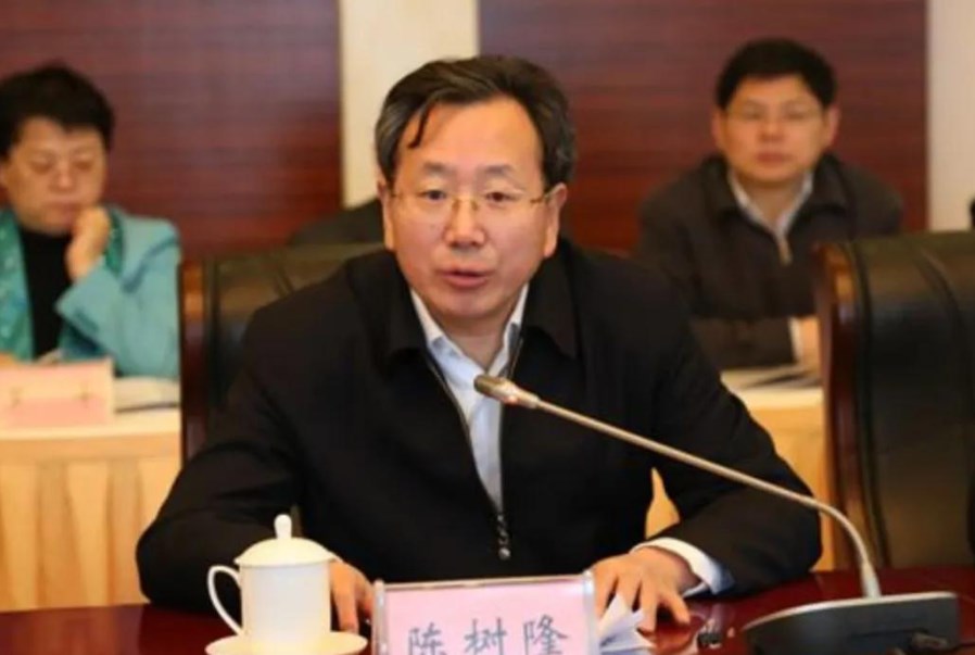 拒绝下属送钱，点点鼠标狂赚1.37亿，家产2.7亿的陈树隆有多狠？