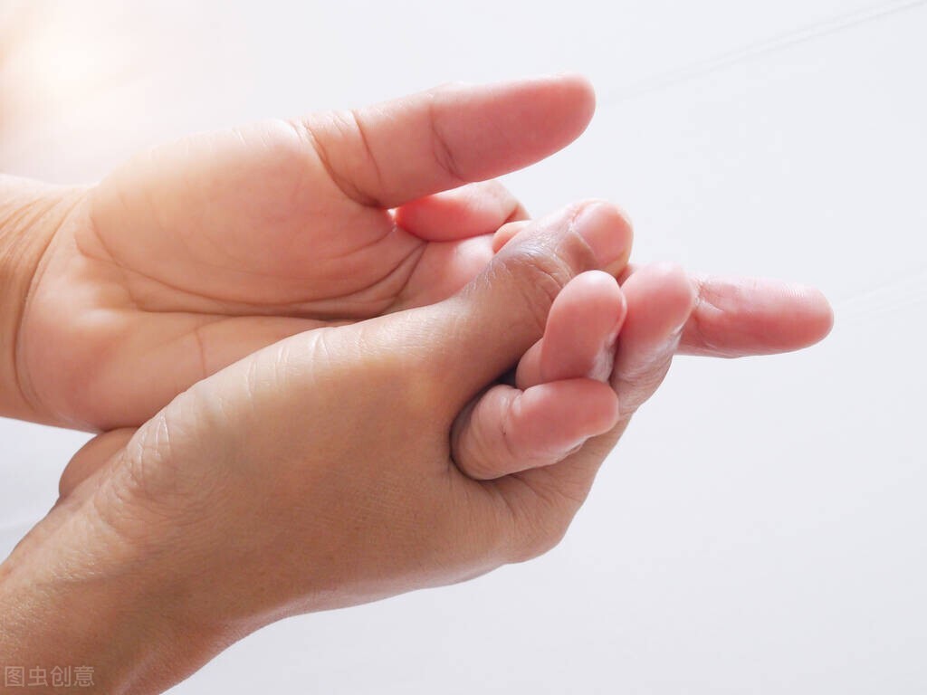 *泄早**用延时喷雾剂管用吗，有没有副作用？来听听付医生怎么说