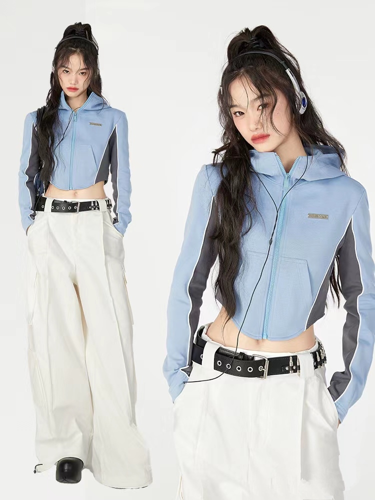 连帽开衫秋冬穿搭,女士高档羊毛短款连帽开衫