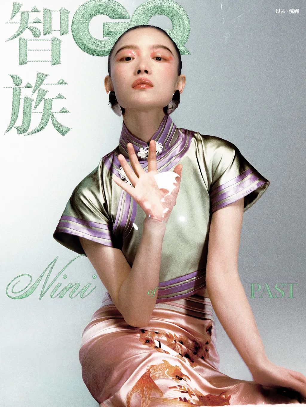 赵露思穿上廉价中国风礼服，俗成了18线网红