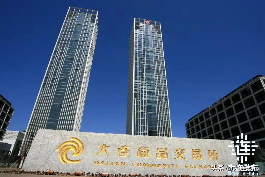 我家住在河对面,我家住在鲅鱼圈歌曲